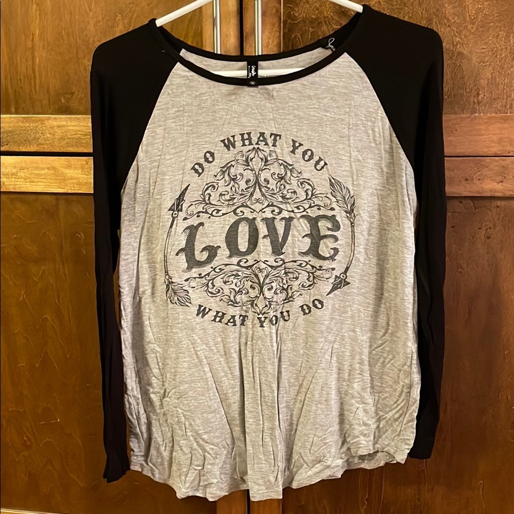 Black and Gray Graphic Raglan Top